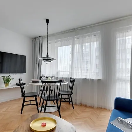One & Only - Hampton Apartments 格丁尼亚
